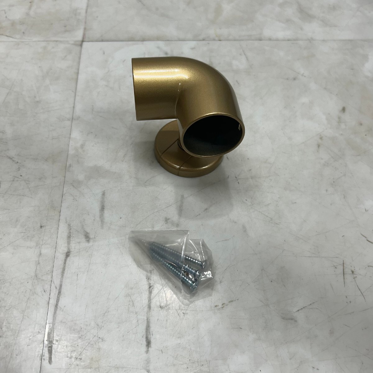 ♪M♪ TOTO コーナーブラケット 手すり金具 EWT11BL 35径 ゴールド 福祉用具 介護用品 DIY用品 住宅設備 2個 まとめ売り 新品 ♪A-250305拍卖