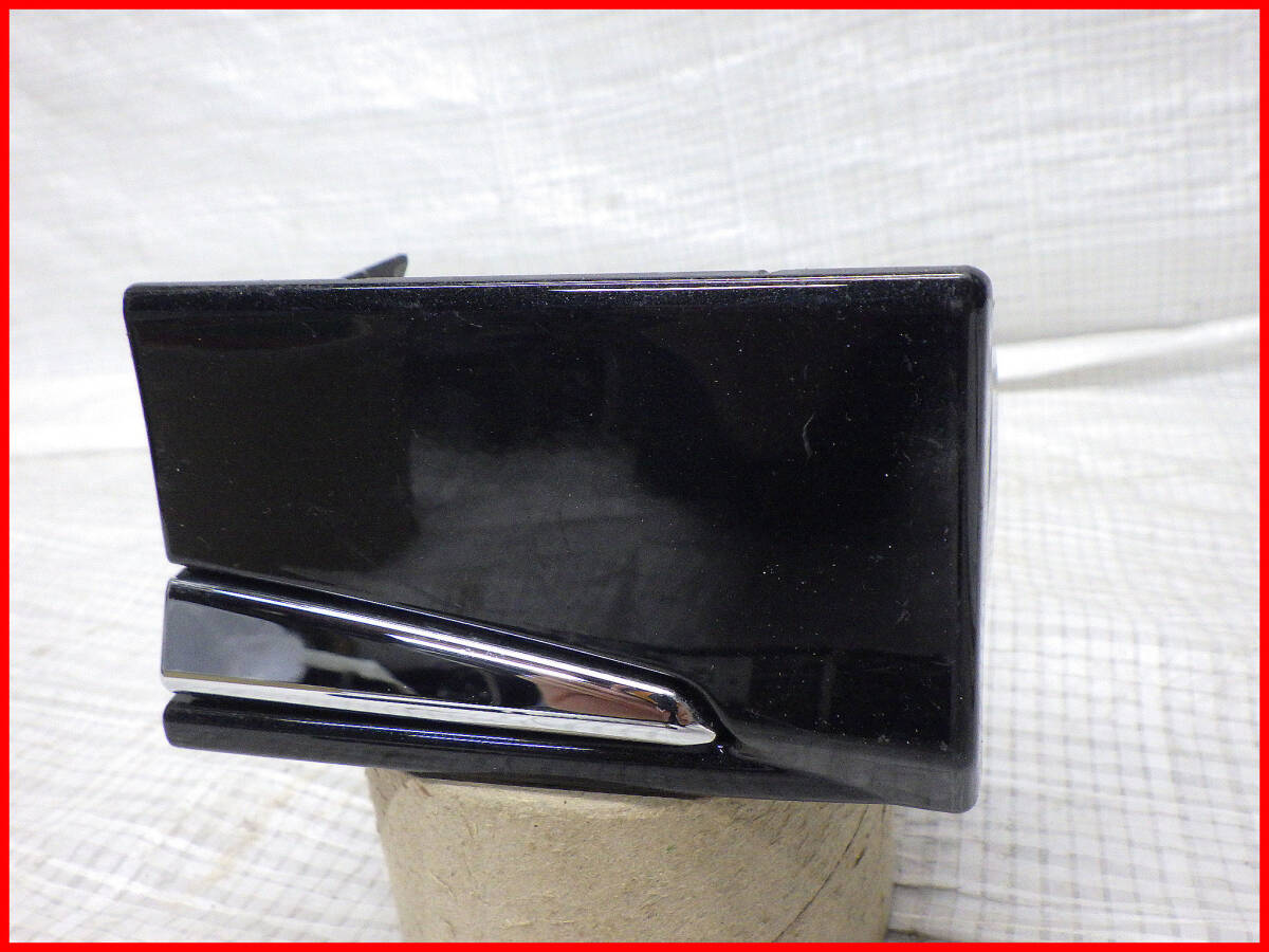 LEXUS TAWH15W LM フロントフェンダープロテクター 右 右側 76901-V2030 マッドガード 泥除け拍卖