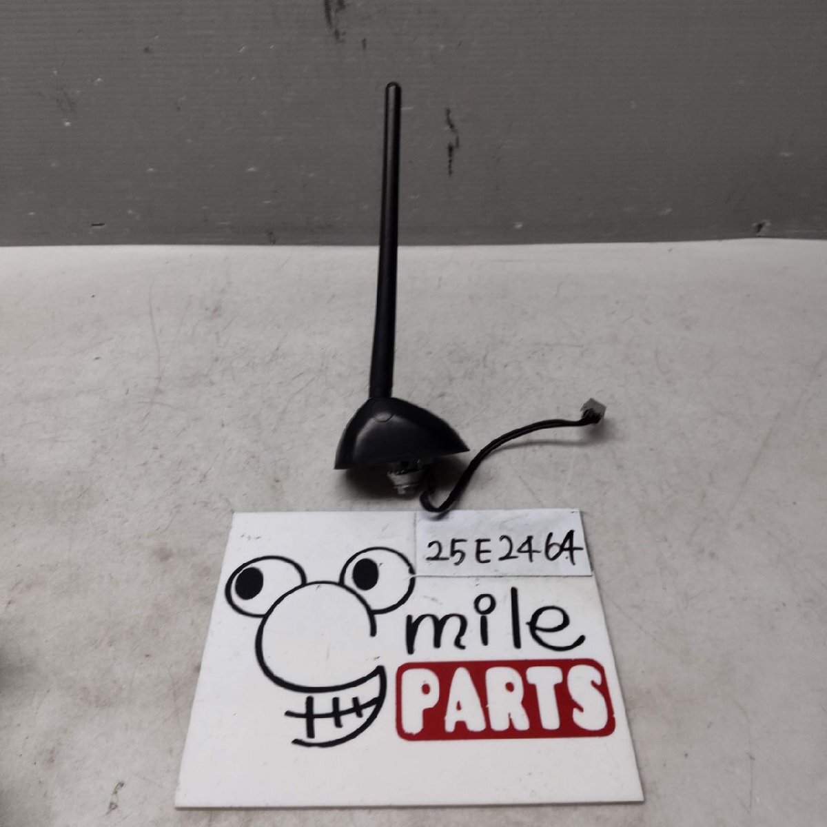 MG33S モコ 純正 アンテナ 2Z7-28-6-/25E2464*同梱不可拍卖