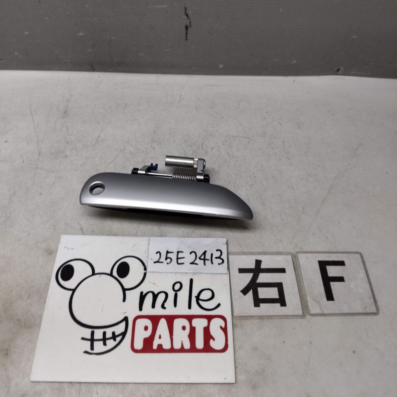 GE6/GE7 フィット 純正 右フロントアウターハンドル 2Z7-28-7/25E2413*同梱不可拍卖