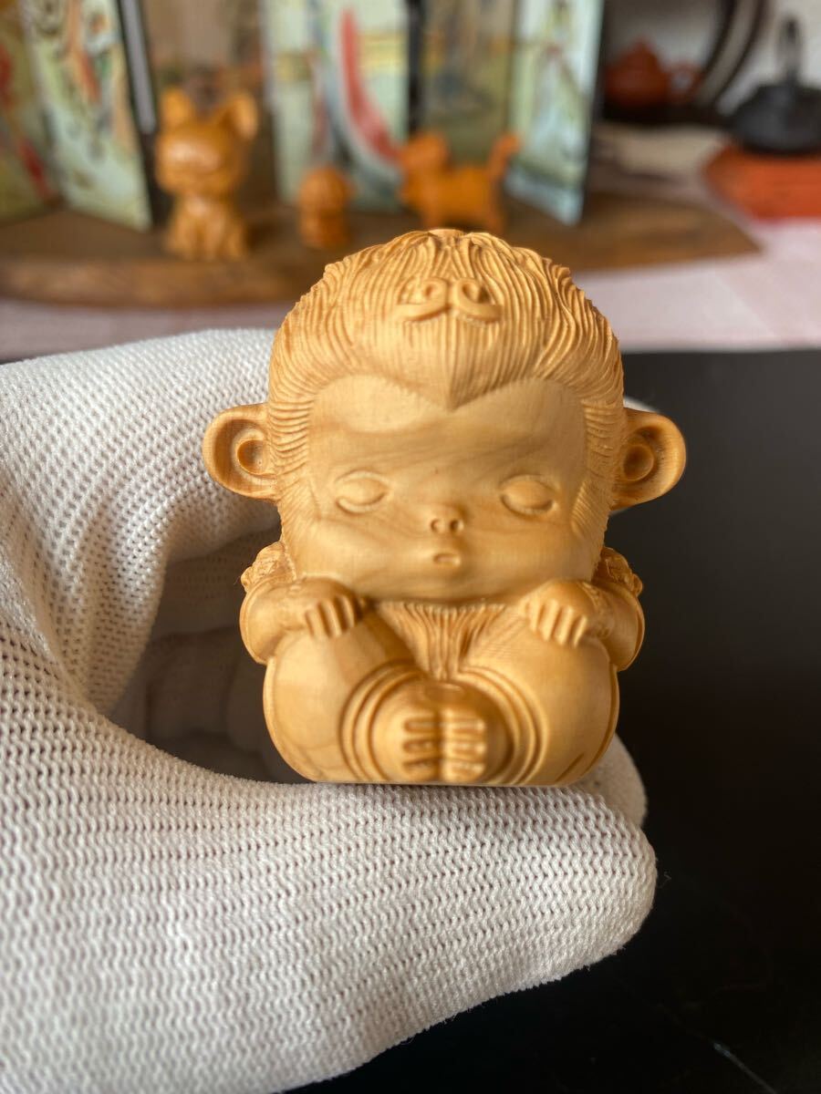 送料無料 古美術 高級柘植木彫り 仏像 可愛い 寝る孫 悟空 置物 高さ約5cm拍卖