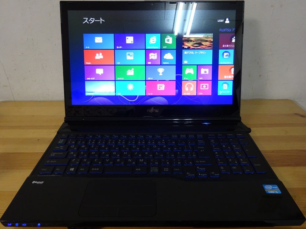 富士通 ノートパソコン LIFEBOOK AH56/K/Core i5-3230M 2.6GHz/8GB/750GB/BD/中古特価良品拍卖