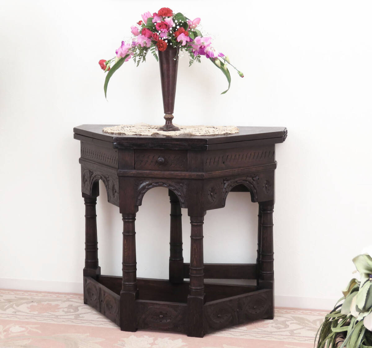 広げると八角形のテーブルになるコンソール/花台/ランプ台/木製/店舗什器/ディスプレイ/インテリア/イギリス(英国)アンティーク家具/A-1278拍卖