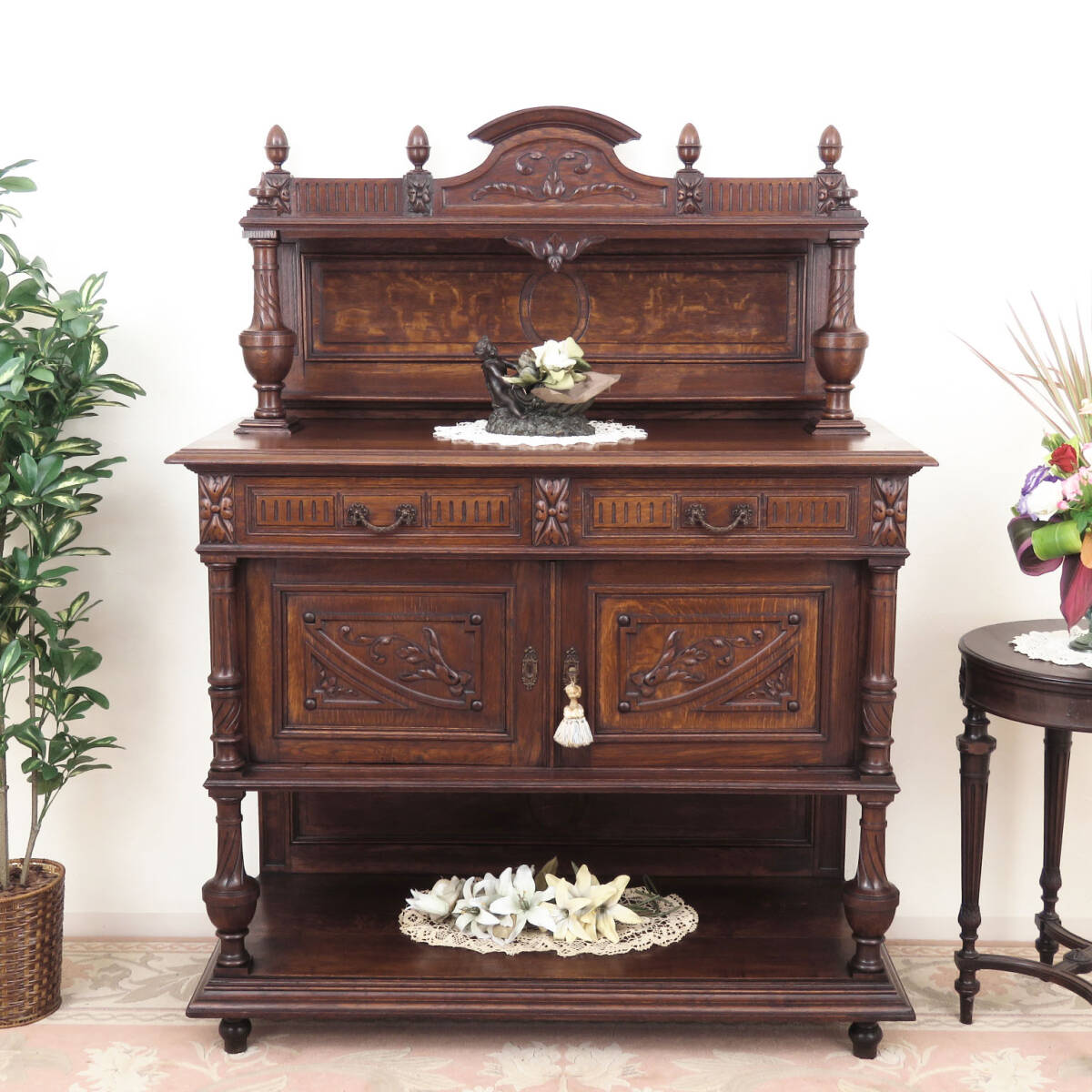 ルネッサンス様式のサーバーサイドボード/キャビネット/飾り棚/ディスプレイ台/店舗什器/インテリア/フランスのアンティーク家具/A-1633拍卖