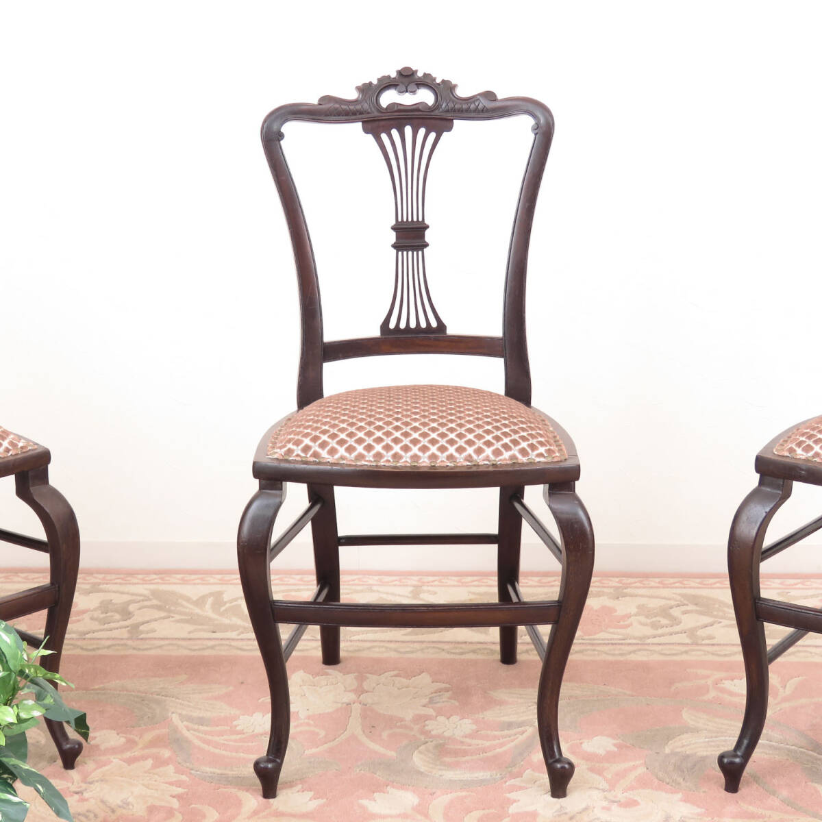 ヴィクトリアンスタイルのマホガニー材のホールチェア/木製椅子/イス/店舗什器/ディスプレイ/インテリア/イギリスアンティーク家具/A-4353拍卖