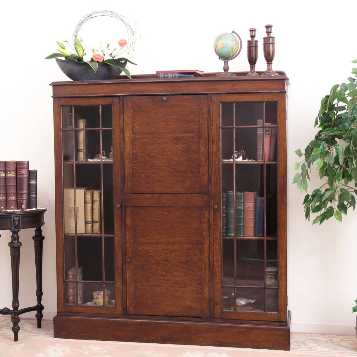 ライティングデスクと本棚が一体になっているキャビネット/サイド バイ サイド/ブックケース/机/イギリス(英国)のアンティーク家具/A-1739拍卖