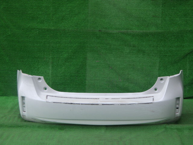 ZVW41W ZVW40W プリウスα 純正リアバンパー リヤバンパー アルファ 白 パール 52159-47070拍卖