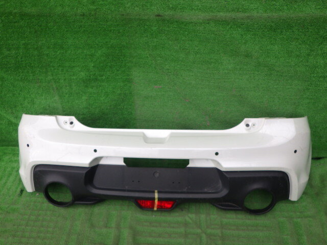 ZC33S スイフト スポーツ 純正リアバンパー リア フィニッシャー リヤ バックフォグ付 リヤバンパー 白 パール 71811-68R拍卖