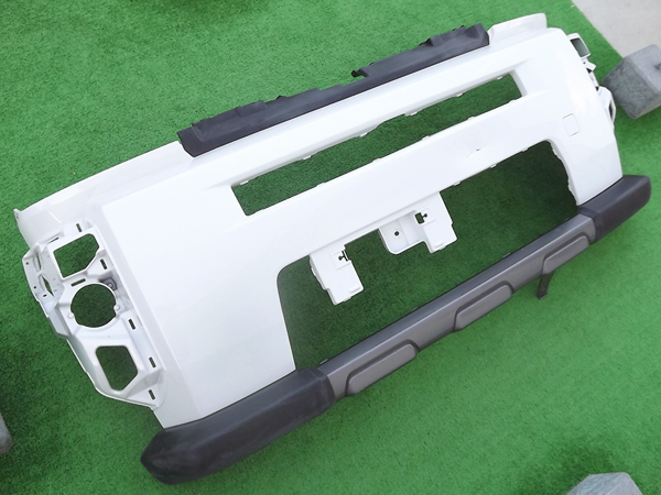 ☆ダーククロム ベンチャー,微損,送料安,ホワイトパール★タフトLA900S/LA910Sフロントバンパー上下,アッパー上ロア下アンダー白セットRe:P拍卖