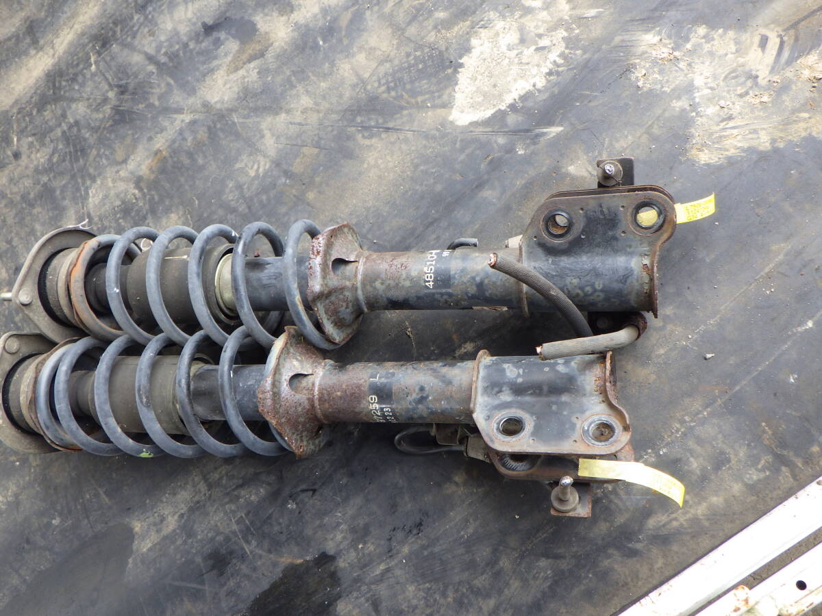 杉B6 即決! L750S ネイキッド ストラット ショック スプリング拍卖