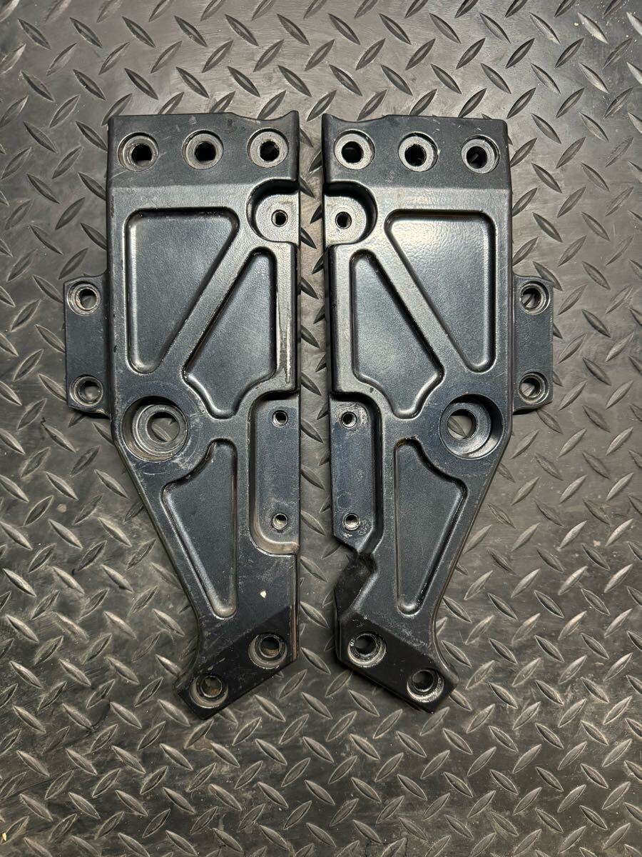 ゼファー400 ステッププレート ピボットカバー フレームカバー(250212)拍卖