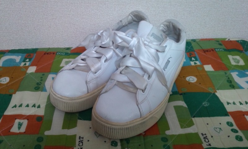 〇【中古品】PUMA SOFT FOAM りぼん紐タイプ スニーカー (ホワイト)25.0cm ①拍卖