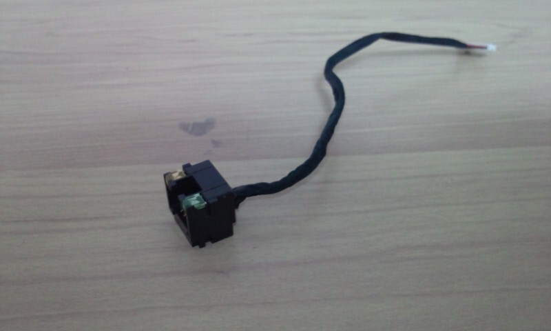 〇【中古・現状販売品】TOSHIBA dynabook Satellite B453/L 有線LANコネクター ①拍卖