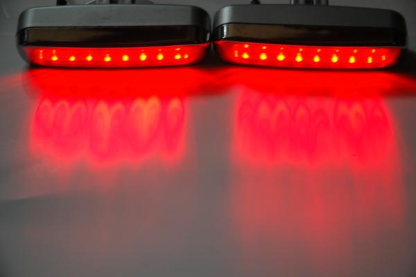 送料無料!12V用昼間点灯LED8連装×2赤色!振動リレー付きです拍卖