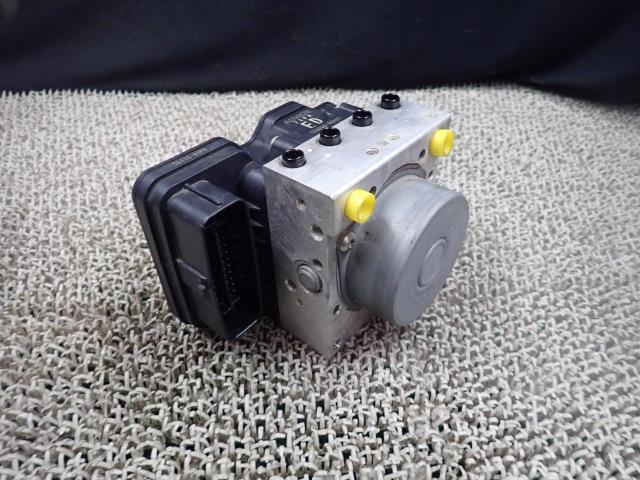 ラパン DBA-HE33S ABSアクチュエーター ZSF 56130-80PU8拍卖