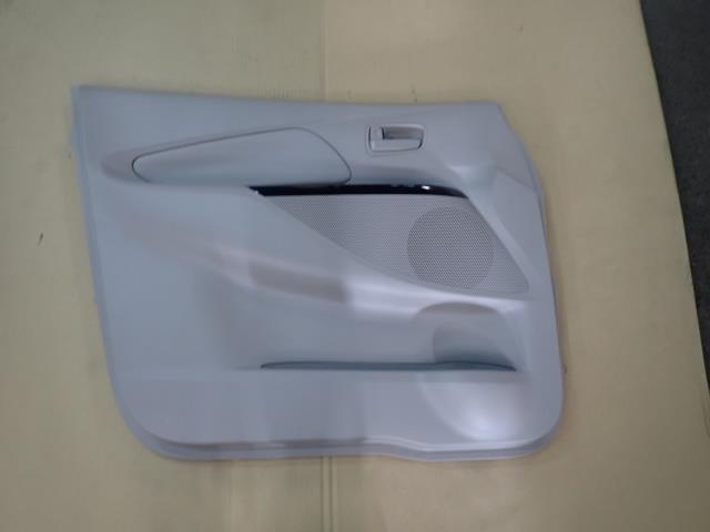 eKワゴン DBA-B11W 左フロントドアトリム P26 7221V343HA拍卖