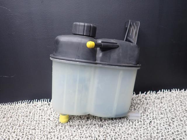 ベンツ Bクラス CBA-245232 ラジエータリザーブタンク 191拍卖