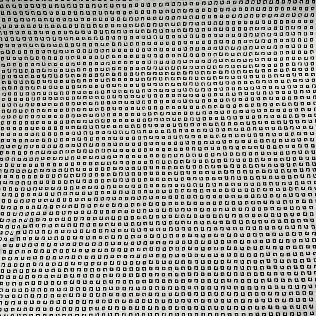 布地生地3m no2782綿100薄手カットソーC柄白地に黒拍卖
