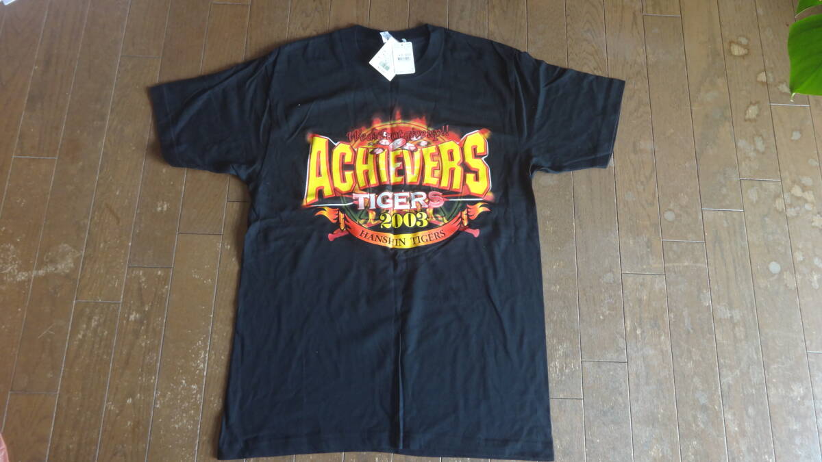 ☆新品 値札付き 阪神タイガース優勝記念Tシャツ ¥880拍卖