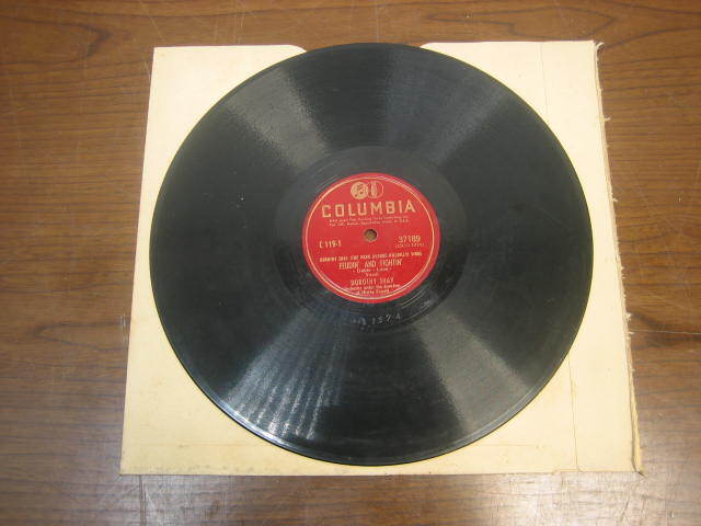 ◆Dorothy Shay ドロシー・シェイ◆Feudin and Fightin C119/37189◆SPレコード 菅ーSW3-6拍卖