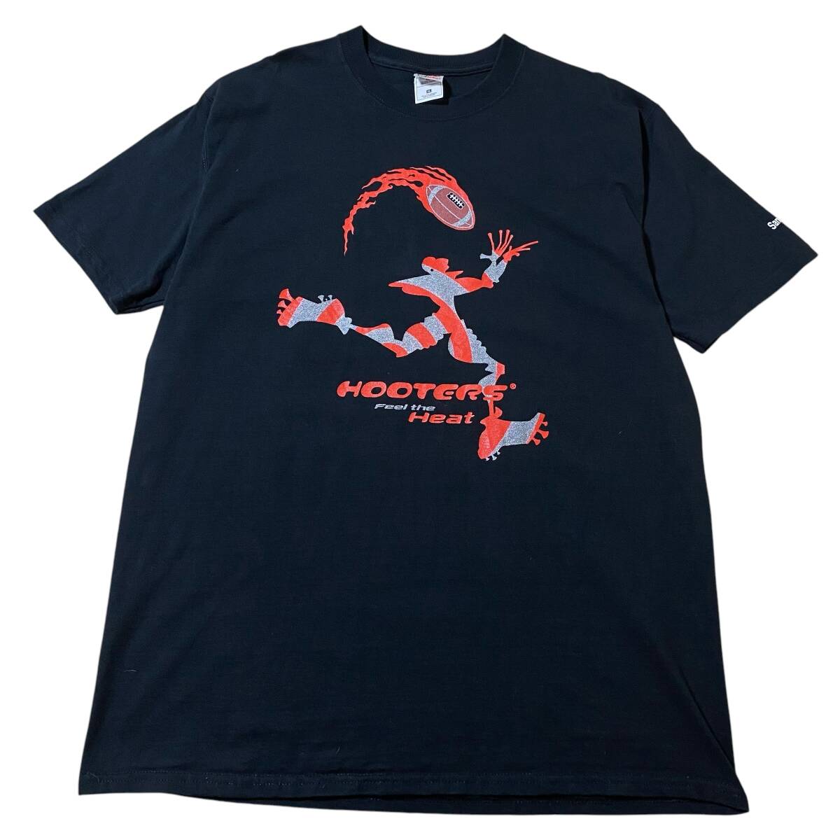 アメリカ古着 HOOTERS  フーターズ アメフト 半袖 Tシャツ US古着 クルーネック フルーツオブザルーム 【I1499】拍卖