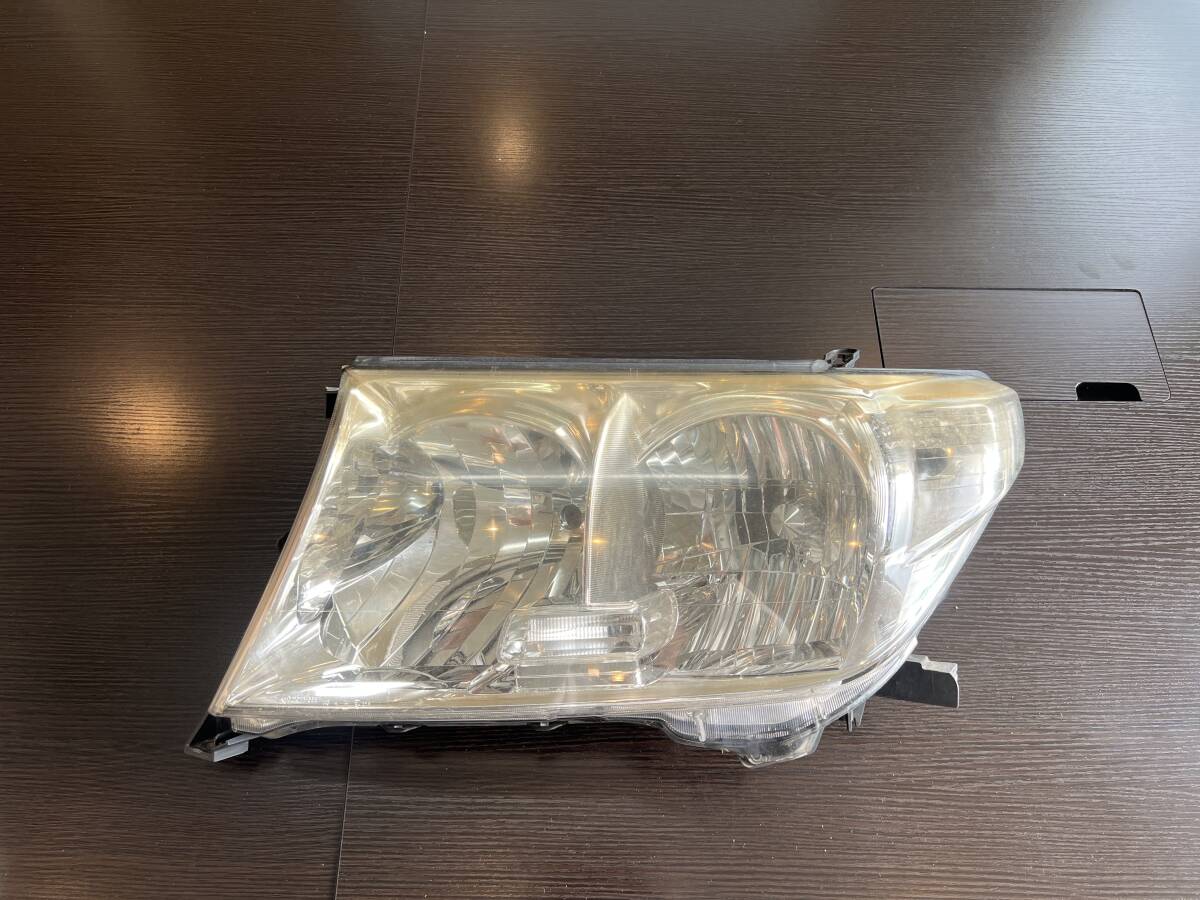 トヨタ純正 UZJ200W UZJ202W ランドクルーザー ランクル 前期 ハロゲン ヘッドライト 左 左側 助手席側 KOITO ランクル200拍卖