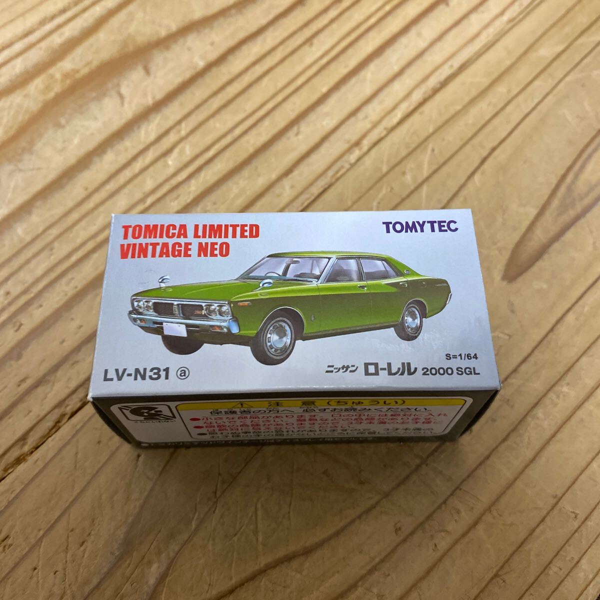 トミカリミテッド ヴィンテージ ネオ 日産 ローレル 2000 SGL LV-N31 C130拍卖