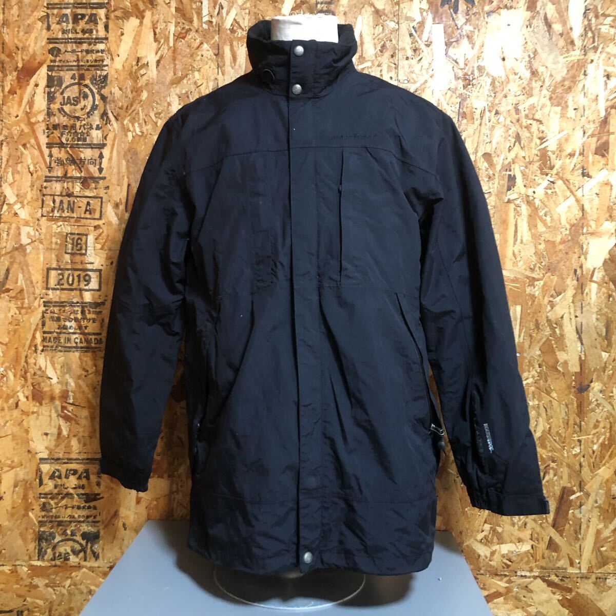 Eddie Bauer エディバウアー ナイロンジャケット ナイロン 古着 テック 無地 ブラック ジャケット ジップアップ ボタン ジップポケット拍卖
