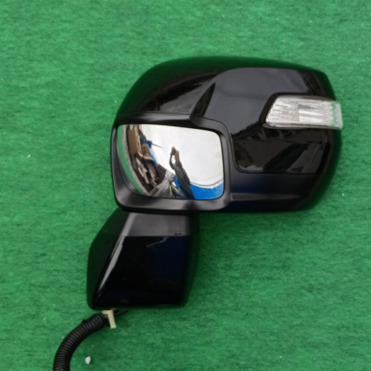 ステップワゴンRKドアミラー左・7P・黒(NH731P)動作確認済み・美品!23拍卖