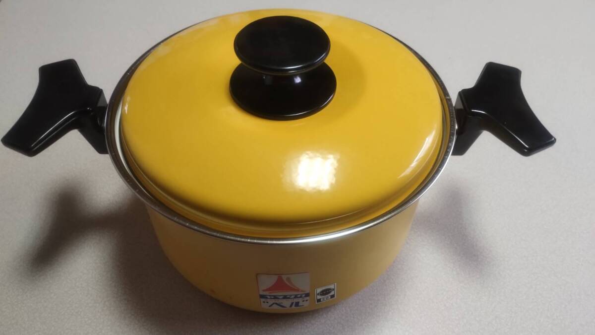 【未使用】 ヤマタカ ホーロー鍋 調理器具 昭和レトロ 送料無料拍卖