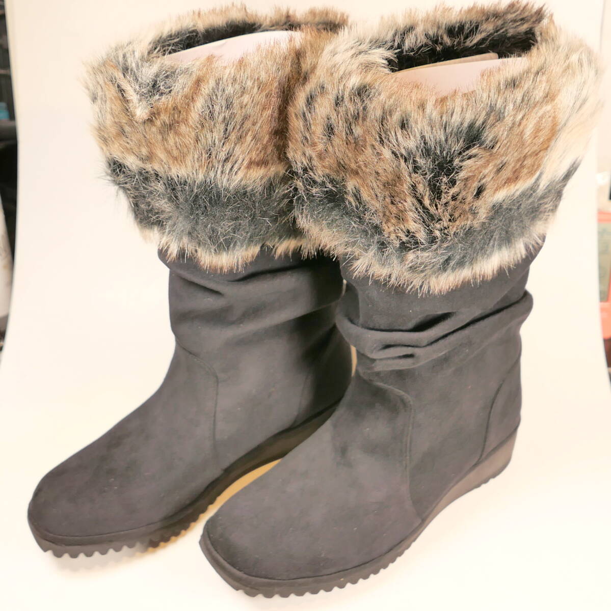 ★BATH ROOM クロール バリエ COULEUR VARIE レディース ファー ショートブーツ Mサイズ/EEE拍卖