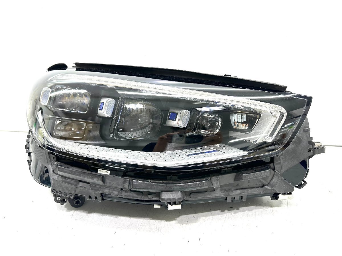 ★軽傷/破損無し★ メルセデスベンツ W223 Sクラス 純正 右 デジタル LED ヘッドライト A2239061804 (Z16-41)拍卖