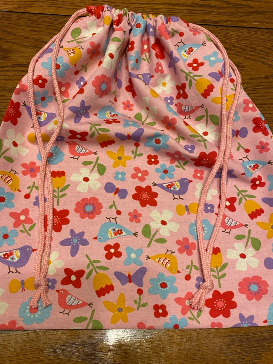 大11 巾着袋 小物入れ 体操服入れ ハンドメイド 鳥&花柄 ピンク色拍卖