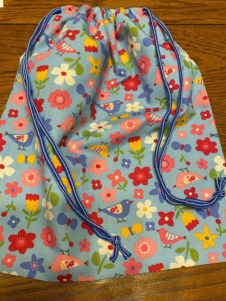 大12 巾着袋 小物入れ 体操服入れ ハンドメイド 鳥&花柄 水色拍卖