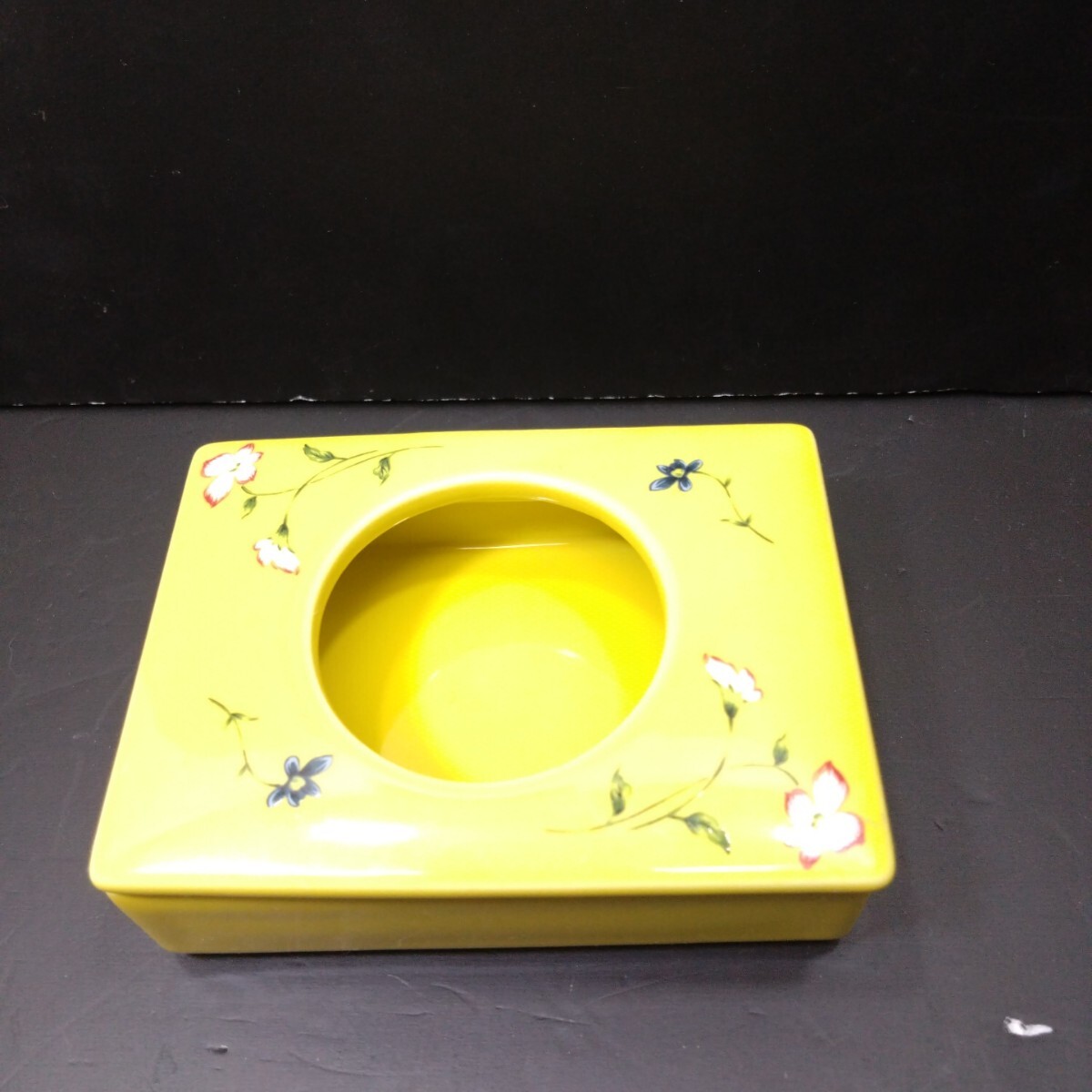 【レトロ】 正光窯 ポケットティッシュ ケース 陶器製 検索用】有田焼 小物入れ 花柄 拍卖