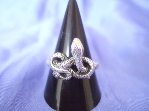 横浜最新 925SILVER♪銀リングスネーク 19~25 号 送料無料 ξgRξ ξ7s拍卖