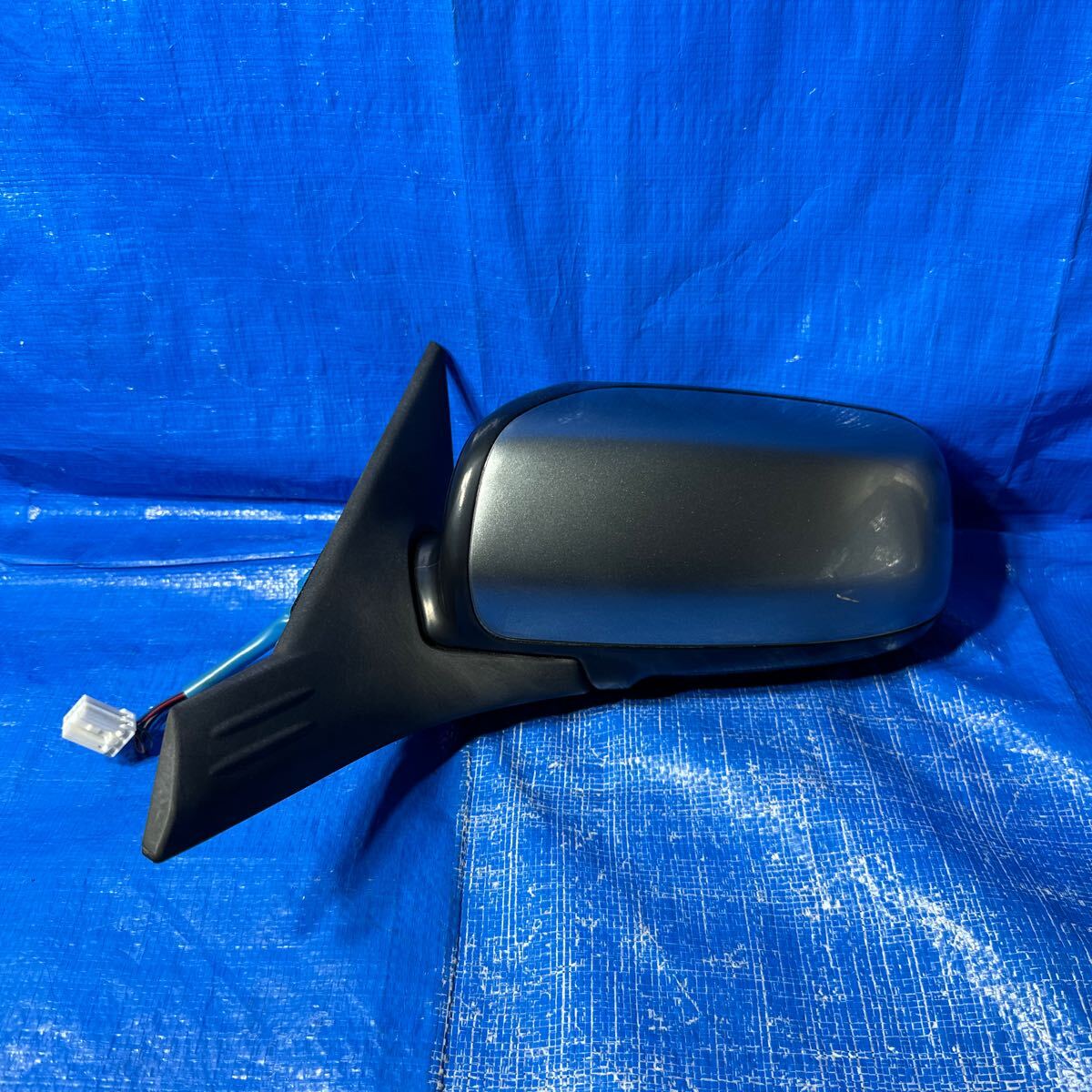 ◆ スバル インプレッサ《 GGA GG9 GG3 GG2 GGB GGD GGC 》純正 左 ドアミラー (助手席側) サイドミラー MITSUBA VB04 5ピン カラー 45A ◆拍卖