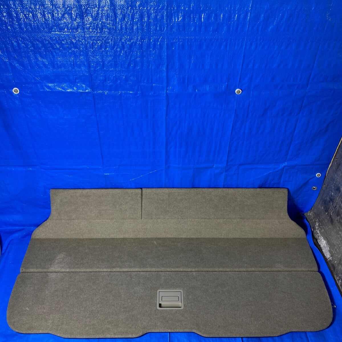 ◆トヨタ エスティマ《ACR50 ACR55 GSR50 GSR55》純正 リア ラゲッジボード トランクトレー デッキボード ベージュ 64420-28040 美品◆拍卖