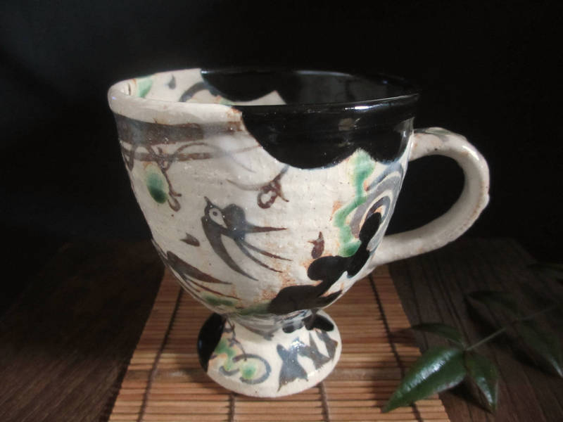 マグカップ 黒織部 燕絵 高台マグ 玉山窯 玉置保夫(監修) G-206拍卖