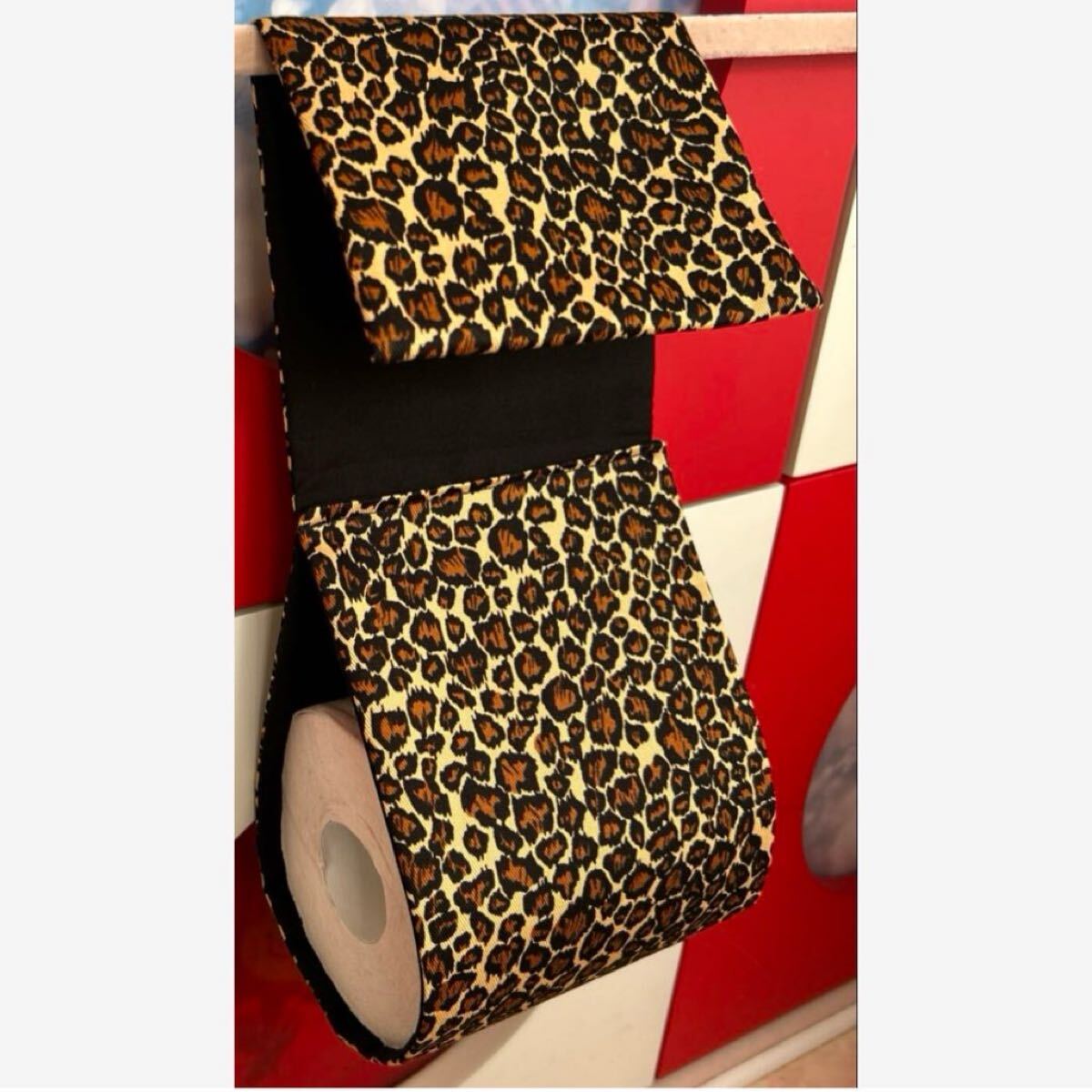 ヒョウ柄トイレットペーパーホルダーカバー レオパード柄ホルダーカバー 豹柄 ヒョウ柄 レオパード柄 トイレグッズ トイレ用品拍卖