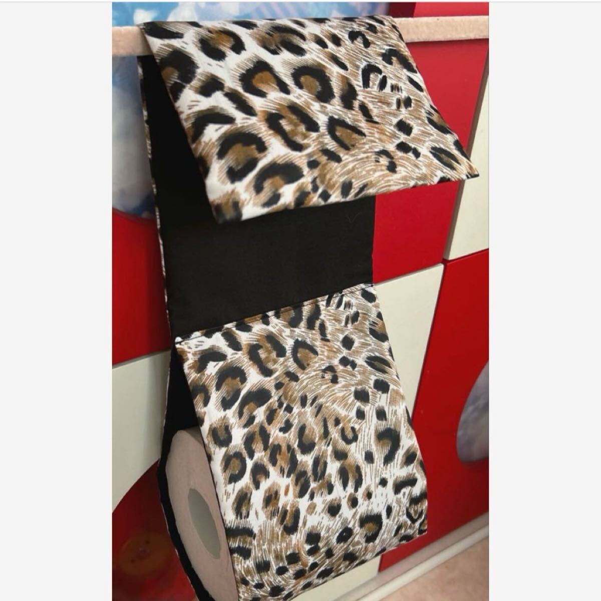 ヒョウ柄トイレットペーパーホルダーカバー レオパード柄ホルダーカバー 豹柄 ヒョウ柄 レオパード柄 トイレグッズ トイレ用品 拍卖