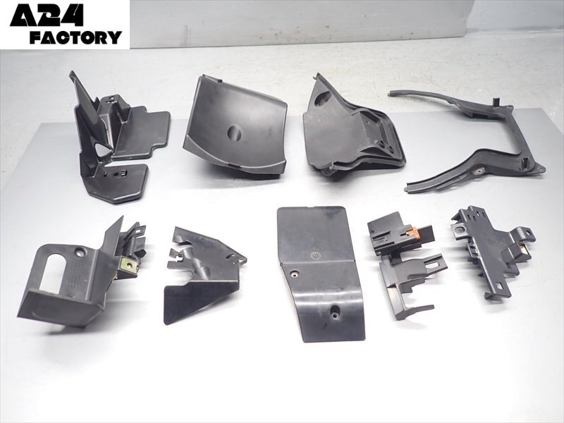 J1R7-0318 ホンダ フォルツァZ カウル カバー ガード 純正品 【MF08-102~ 前期 動画有】拍卖