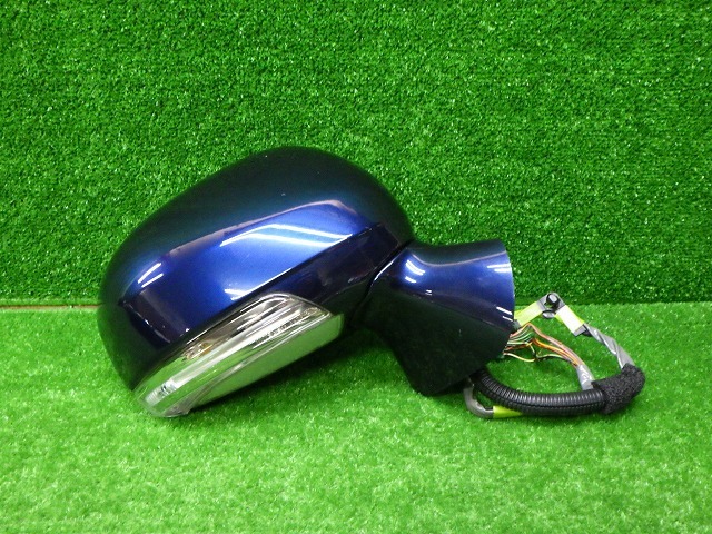 トヨタ URS207 200系 マジェスタ 右ドアミラー カラー8S6 13P 250327002拍卖