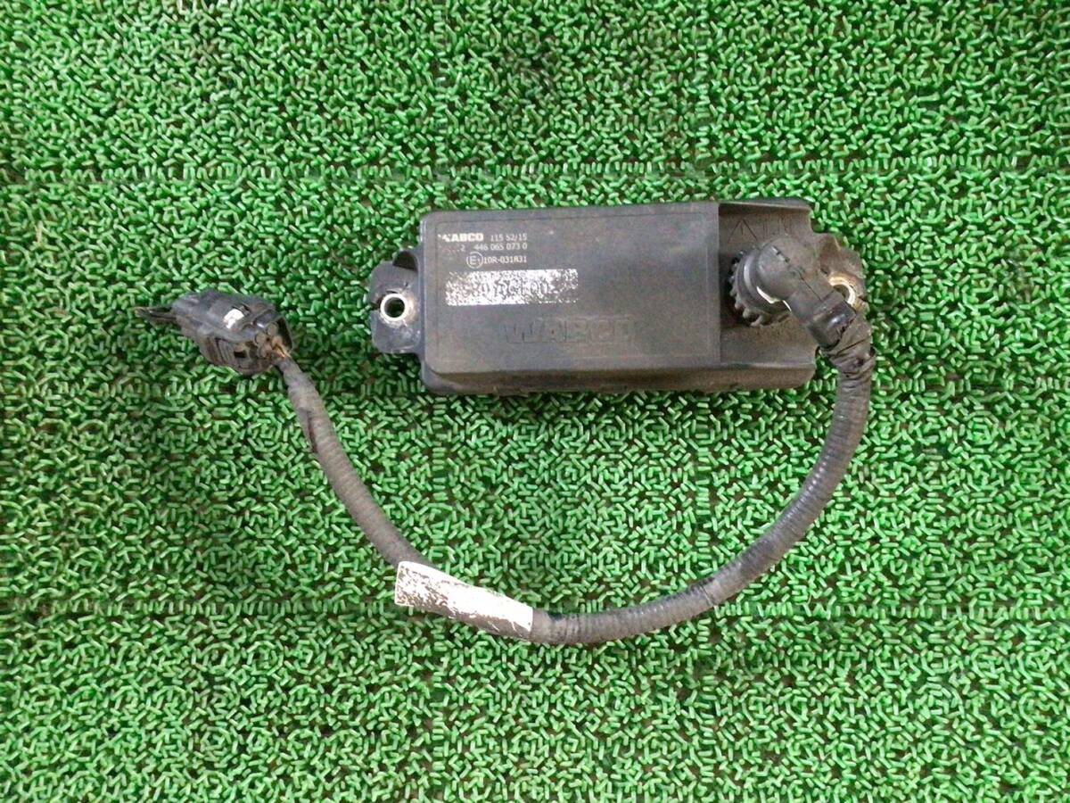 FW1EXE H.28年 日野 プロフィア 4軸 低床 ヨーレートセンサー C2 2452 ① 即日発送可 ヤフオク S8970-E0022 60s拍卖