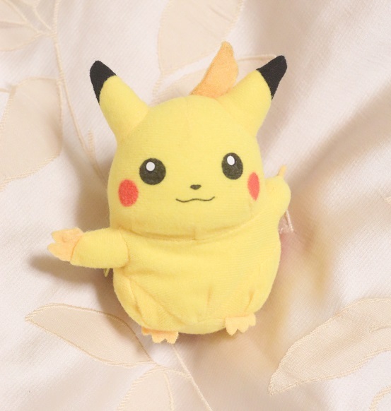 カワイイ!TOMY トミー ポケットモンスター ピカチュウ マスターボール リバーシブル ぬいぐるみ ポケモン マスコット poket monster拍卖