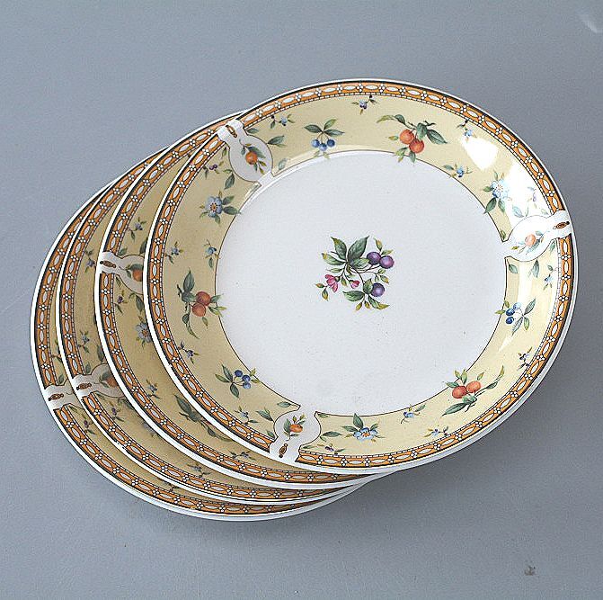 デザート皿 ケーキ皿 4枚セット アラモード金縁3つの青い実 15cm拍卖