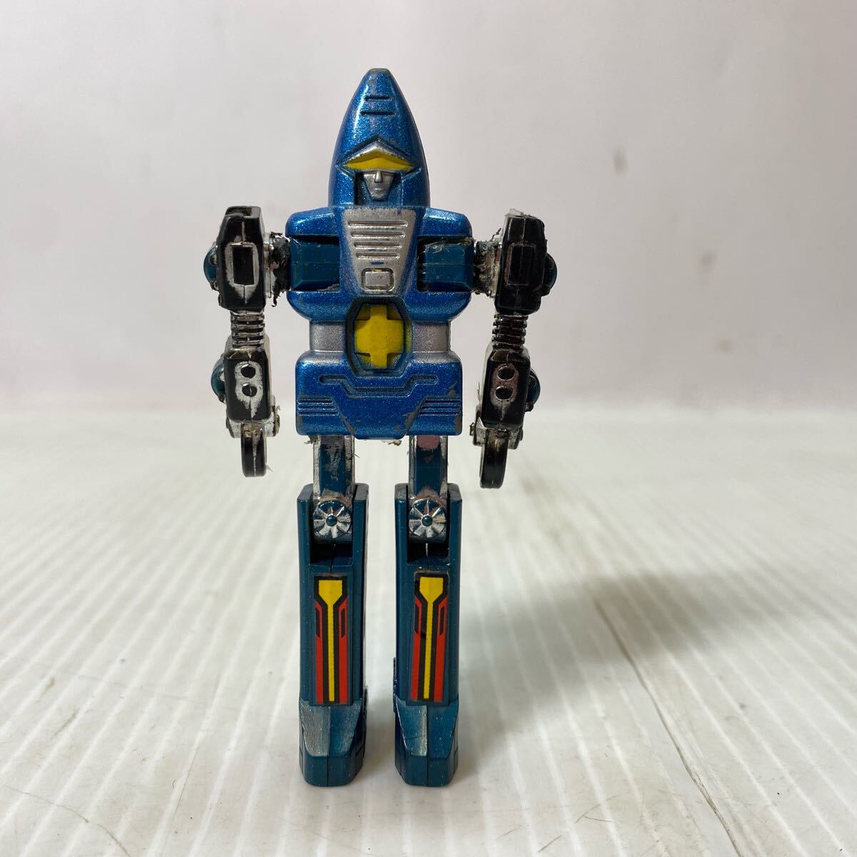 超合金 マシンロボ ジャイロロボ レトロ 当時物 変身 変形 ロボット マシン ヘリコプター 古玩具 おもちゃ拍卖