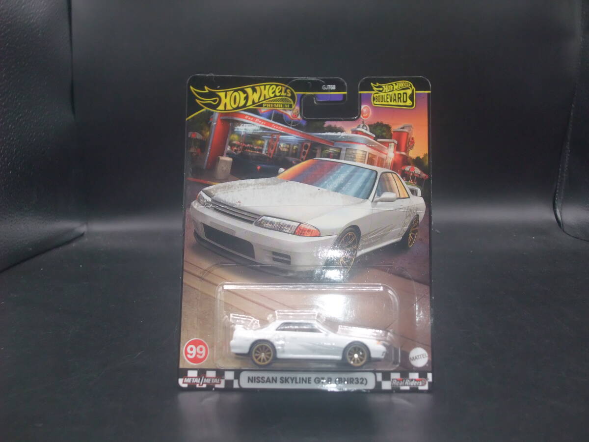 Hotwheels ニッサン スカイライン GT-R R32 ミニカー ホットウィール ブールバード 拍卖