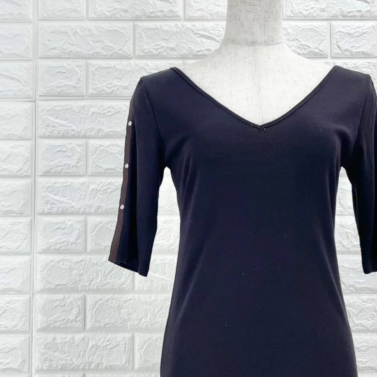 【A3541】ATELIER SAB アトリエサブ カットソー レディース Tシャツ風トップス ブラック 五分袖 Vネック エレガント フェミニン Mサイズ拍卖
