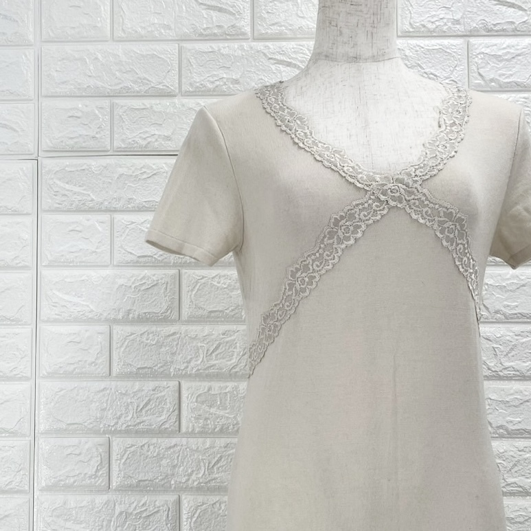 【A3425】LAUTREAMONT ロートレアモン レース付きTシャツ カットソー レディース ベージュ 半袖 レースデザイン 上品 きれいめ 夏 Sサイズ拍卖